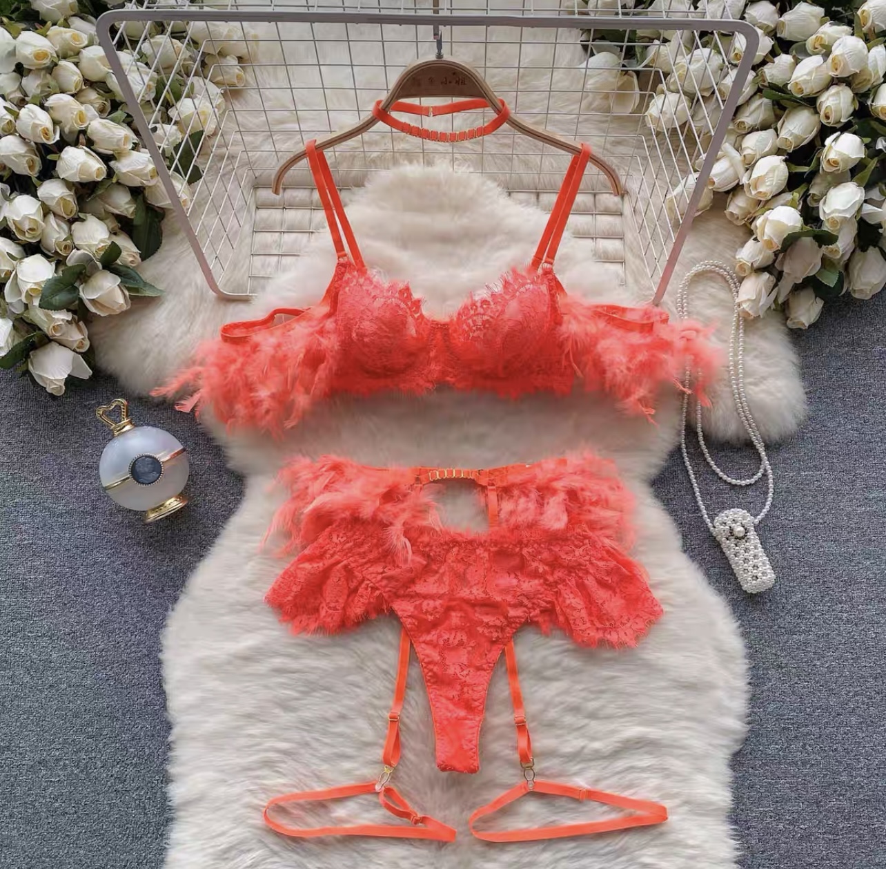 Feel the lust intimate set  SE105 images